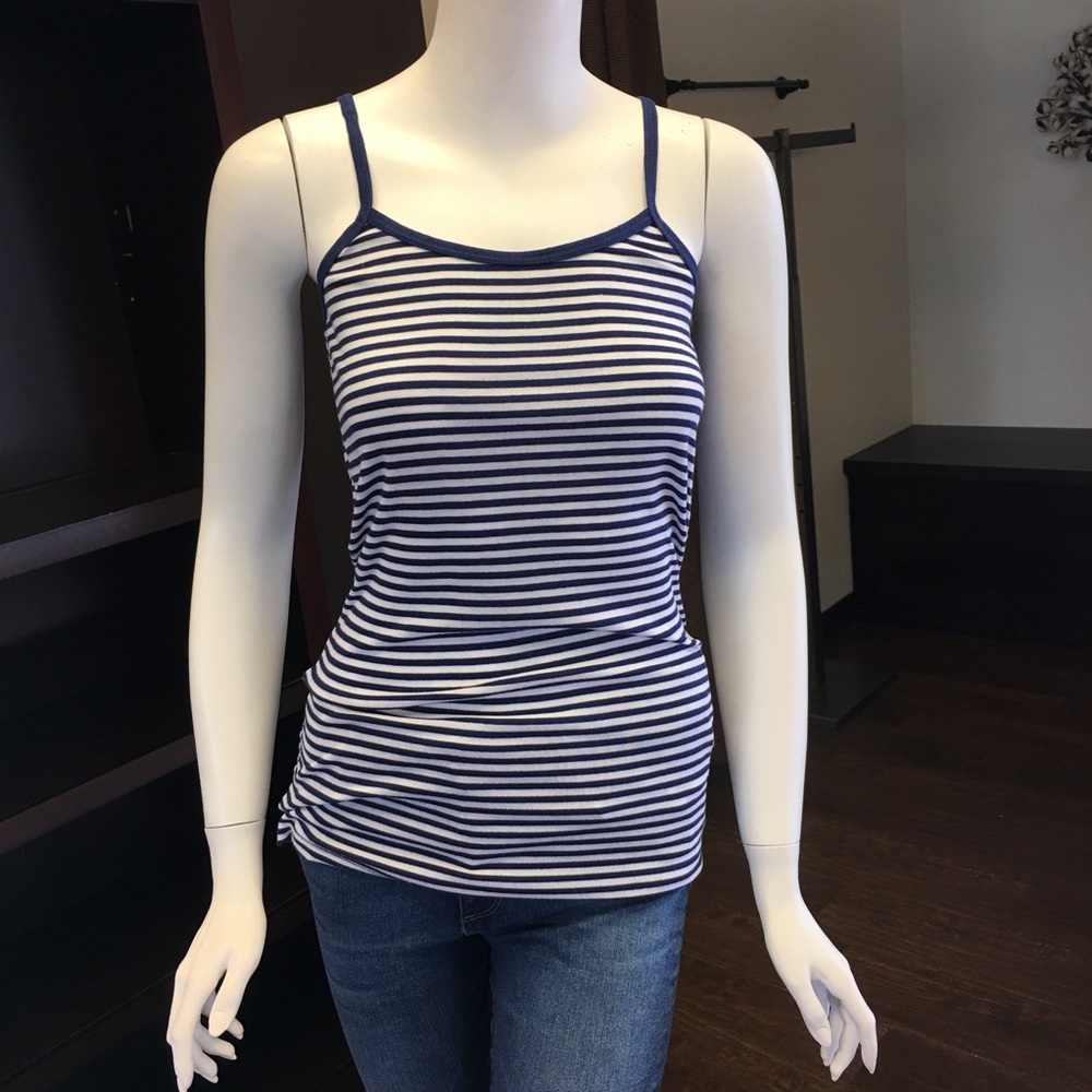 🌟Michael Stars strappy fitted tank.